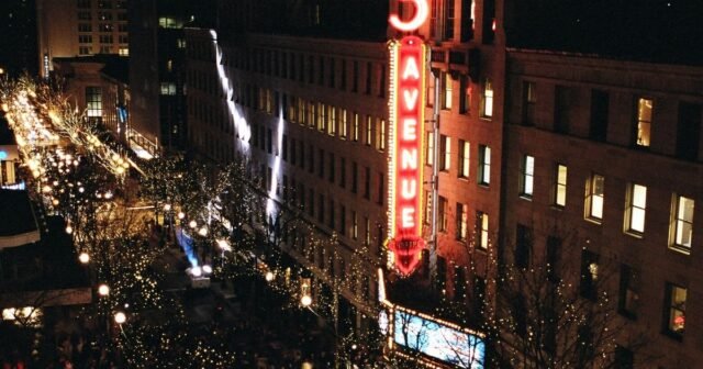 5th Avenue Theatre y Seattle Theatre Group Form Alliance
