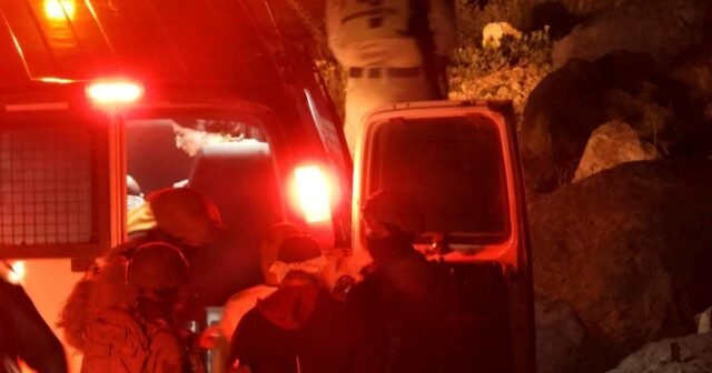El director palestino ganador del Oscar es atacado por colonos israelíes y detenido por el ejército
