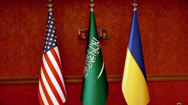 Estados Unidos y Ucrania tienen conversaciones en Arabia Saudita - RT World News
