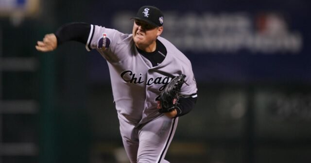 Ex-White Sox Bobby Jenks que luchan contra el cáncer después de perder a casa en Palisades Fire
