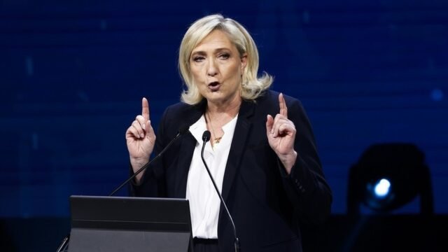 French Presidential Hopeful Marine Le Pen sentenciado a la cárcel: actualizaciones en vivo
