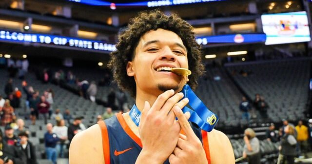 Jugador de baloncesto de los niños del año: Brayden Burries of Eastvale Roosevelt
