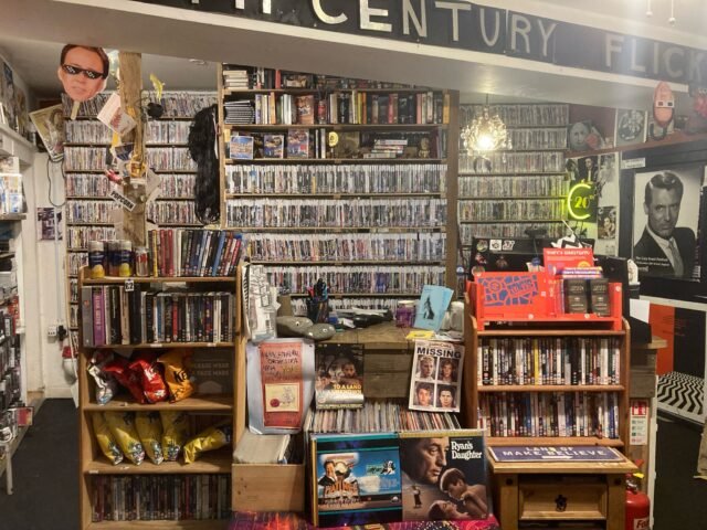 La tienda de videos al final del mundo
