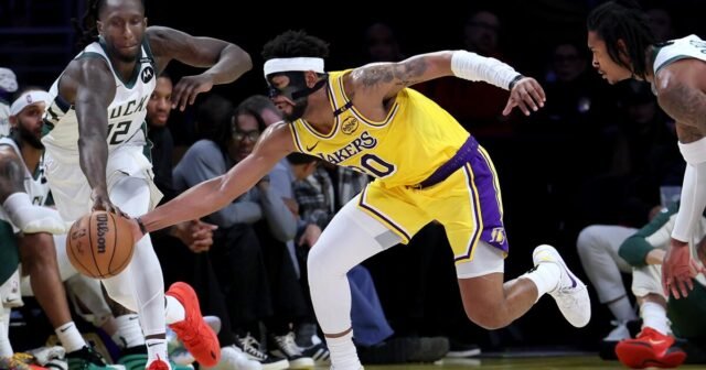 Los Lakers firman a Jordan Goodwin, renuncian a Cam Reddish
