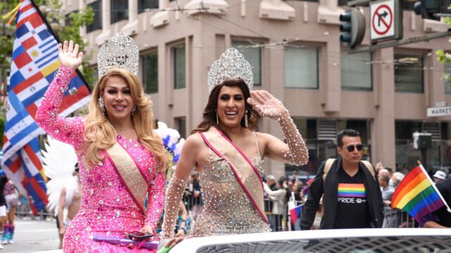 Los principales patrocinadores dumping San Francisco LGBT 'Pride' - Media - RT World News
