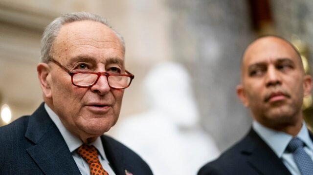 Moveon advierte a Schumer, Jeffries de problemas profundos con la base
