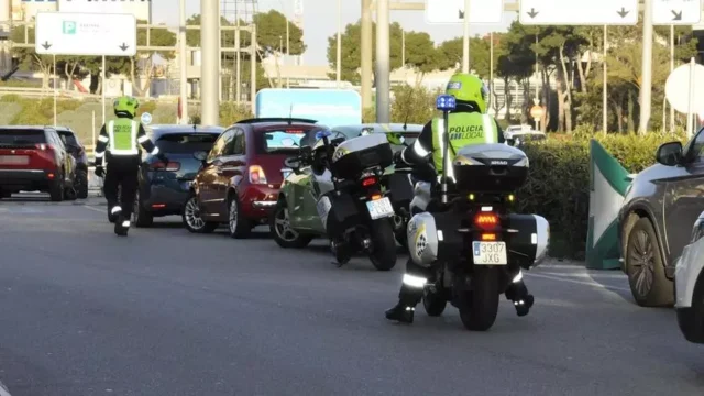 Por qué los automovilistas egoístas podrían recibir una multa de 200 euros en el aeropuerto de Mallorca
