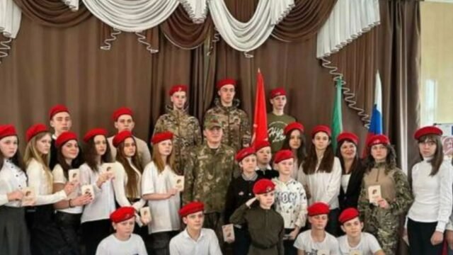 Putin está armando a los niños ucranianos secuestrados: no aceptaremos la tregua hasta que los niños estén en casa, dice Top Zelensky Adviser

