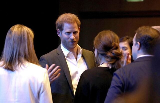 Qué saber después de que el príncipe Harry renunció a su caridad africana
