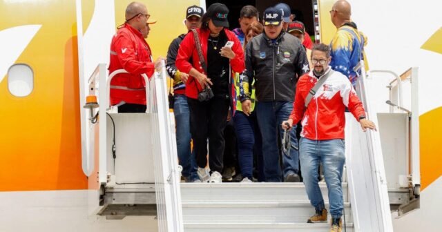 Venezuela llega a un acuerdo para aceptar vuelos de deportación de nosotros
