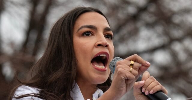 AOC tiene una lectura brutal de Trump usando solo 1 cuestión de hecho "
