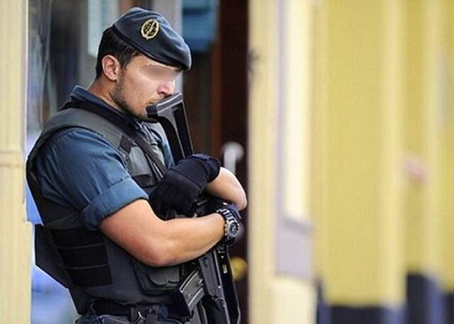 'Diez segundos después hubiera sido nuestro turno': los testigos cuentan el horror de disparar en la Málaga de España 'mientras los niños salían de la escuela'
