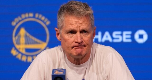 El entrenador de los Warriors rasga el ataque de Trump contra la libertad académica
