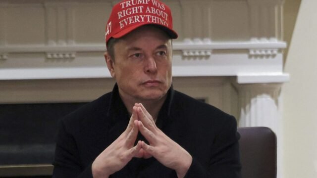 El hermano de Musk insta a Trump a despedir a Navarro
