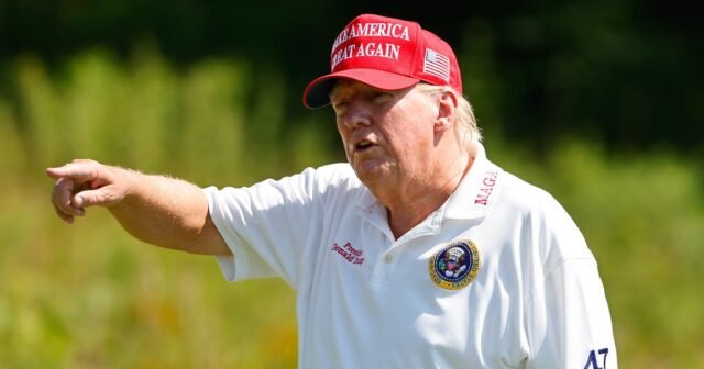 El periodista conservador hace una pregunta más cruda de Trump
