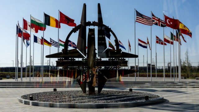 Estados Unidos podría cancelar 'casi todos' fondos de la OTAN - NYT - RT World News

