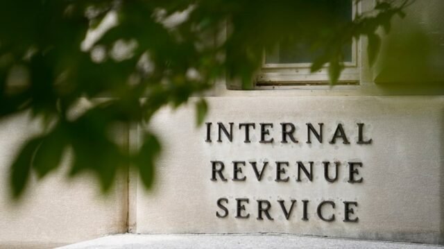 IRS Nixing 25 por ciento del personal, comenzando con la Oficina de Derechos Civiles: Informes
