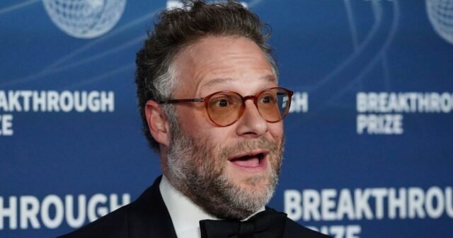 La broma de Trump 'increíble' de Seth Rogen es cortada por el programa de premios respaldados por Zuckerberg
