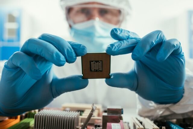Los aranceles no son suficientes: Estados Unidos necesita una revolución de semiconductores 
