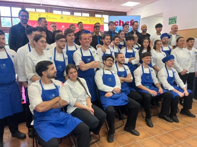 Los chefs estrella de Michelin comparten su viaje con estudiantes locales que sueñan con abrir sus propios restaurantes algún día
