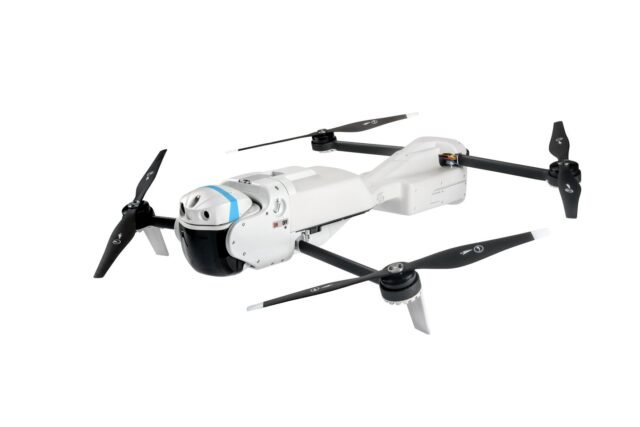 Los drones que permanecen y se pueden recuperar son más baratos que los drones suicidas unidireccionales, según el informe
