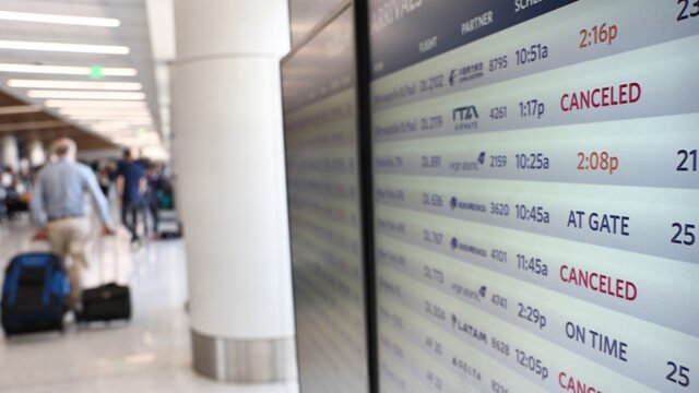 Los europeos que cancelan los viajes a nosotros - FT - RT World News
