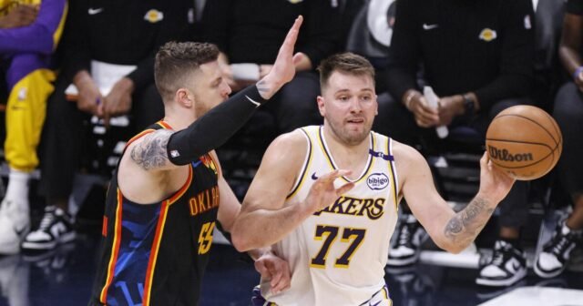 Luka Doncic y Lakers dominan en victorias sobre el trueno líder de la NBA
