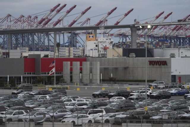 Mercados en los principales fabricantes de automóviles Japón, Corea se sumerge a medida que se acerca el Día de la Tarifa de Trump se acerca
