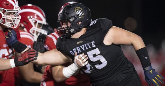 Preparación de preparación: el ex entrenador servite Troy Thomas asistirá a la NFL Draft
