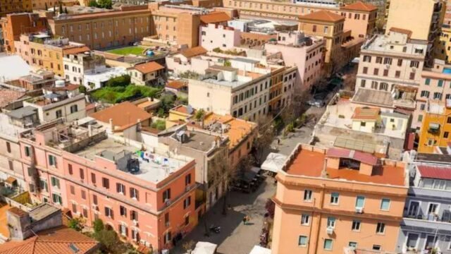Triad Crimelord y su esposa se dispararon en granizo de balas en asesinato al estilo de ejecución por hitmen en Roma
