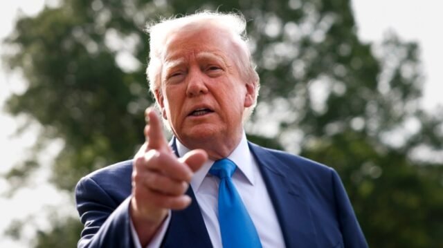 Trump: El ayuntamiento 'disruptores' debe ser 'expulsado inmediatamente'
