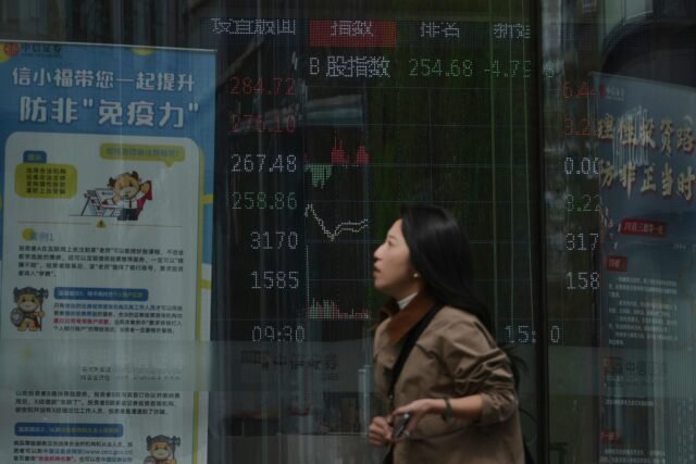 Trump amenaza al 100%de aranceles más en China a medida que se intensifican las batallas comerciales
