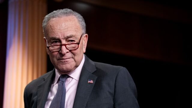 Trump, el organizador de protesta de Musk elogia a Booker, Knocks Schumer
