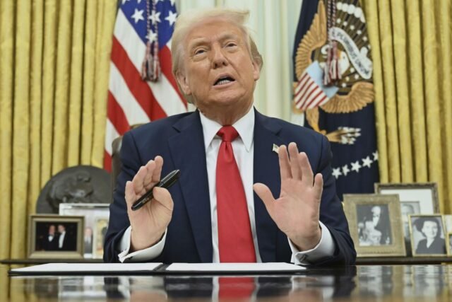 Trump firma el proyecto de ley que afloja las regulaciones de criptomonedas
