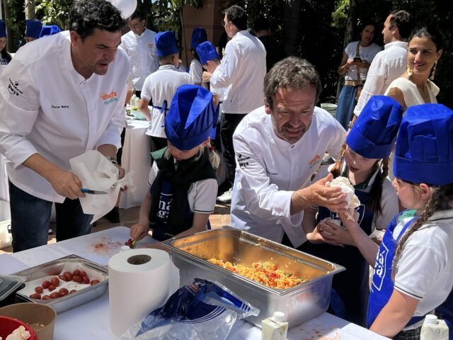 Battle to Save Med Dieta: los principales chefs españoles Pedro Subijana y Jesús Sánchez le dicen a Olive Press que la falta de educación está detrás del crecimiento de la obesidad alarmante entre los jóvenes de España
