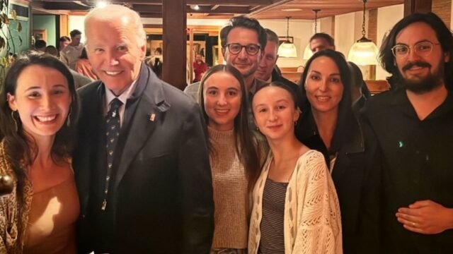 Biden aparece en público después del anuncio de diagnóstico de cáncer (video) - RT World News
