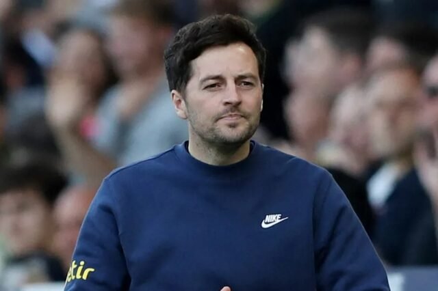 Club de campeonato para mantener conversaciones con el entrenador del Tottenham, Ryan Mason
