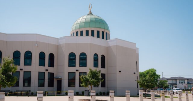 Departamento de Justicia para investigar el desarrollo musulmán en Texas, dice Cornyn
