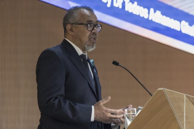 Después de que nosotros recorta los fondos, quien defiende la solicitud de presupuesto de $ 2.1B al compararla con el costo de la guerra

