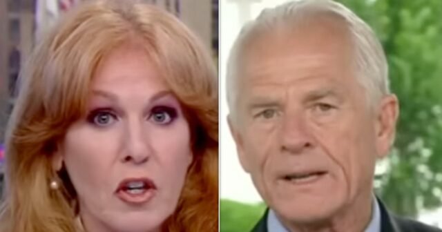 El anfitrión de Fox regresa a la charla 'pícaro' de Trump Asesor con el cheque de realidad helada
