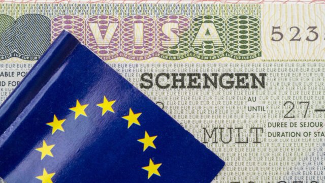 El estado de la UE pide a Schengen la prohibición de los rusos - RT World News
