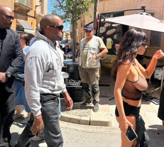 Kanye West alquila un famoso museo al aire libre mientras continúa su historia de amor de Mallorca 
