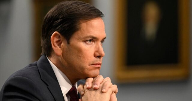 La administración Trump "revocará agresivamente" las visas de algunos estudiantes chinos, dice Rubio
