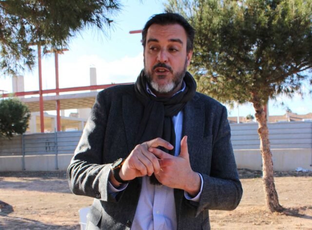 La revuelta fiscal en Orihuela como ex-depurador insta al público a desafiar el aumento 'ilegal'
