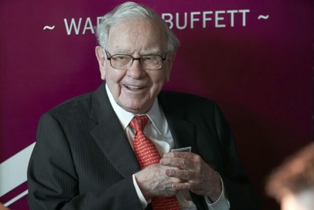 Las mejores y peores inversiones de Warren Buffett en sus 60 años como CEO de Berkshire Hathaway
