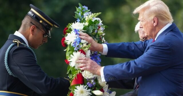Mira en vivo: Trump pone coronas en el cementerio nacional de Arlington para Mark Memorial Day
