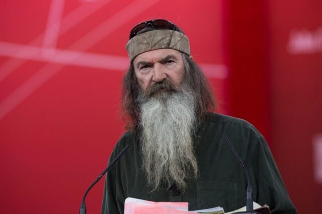 Muerte de Phil Robertson: la controvertida estrella de la dinastía de pato muere a los 79 años
