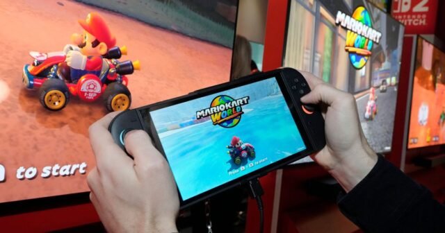 Nintendo promete resultados más sólidos con la consola Switch 2 a la venta en junio
