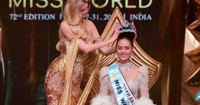 Opal Suchata Chuangsri de Tailandia coronada Miss World 2025
