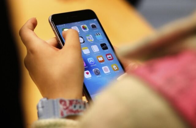 Texas Push para prohibir a los menores de 18 años de las redes sociales se desvanece con el tiempo agotado
